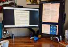 Switching to a Vertical Monitor: A Game-Changer for Productivity and Comfort news-16102024-144554