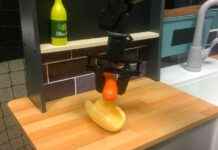 AI Agent Controls Software and Robots a-agent-controls-software-and-robots