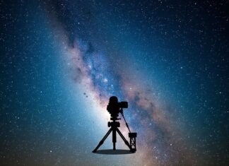 The Intersection of Astronomy and Technology: How Tech is Revolutionizing Our Understanding of the Cosmos The Intersection of Astronomy and Technology: How Technology is Revolutionizing Our Understanding of the Cosmos